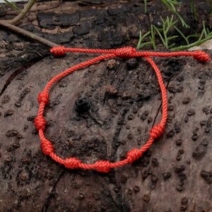 Czerwona bransoletka ochronna ze sznurka z siedmioma guzkami, regulowana, amulet ochronny na lewy nadgarstek