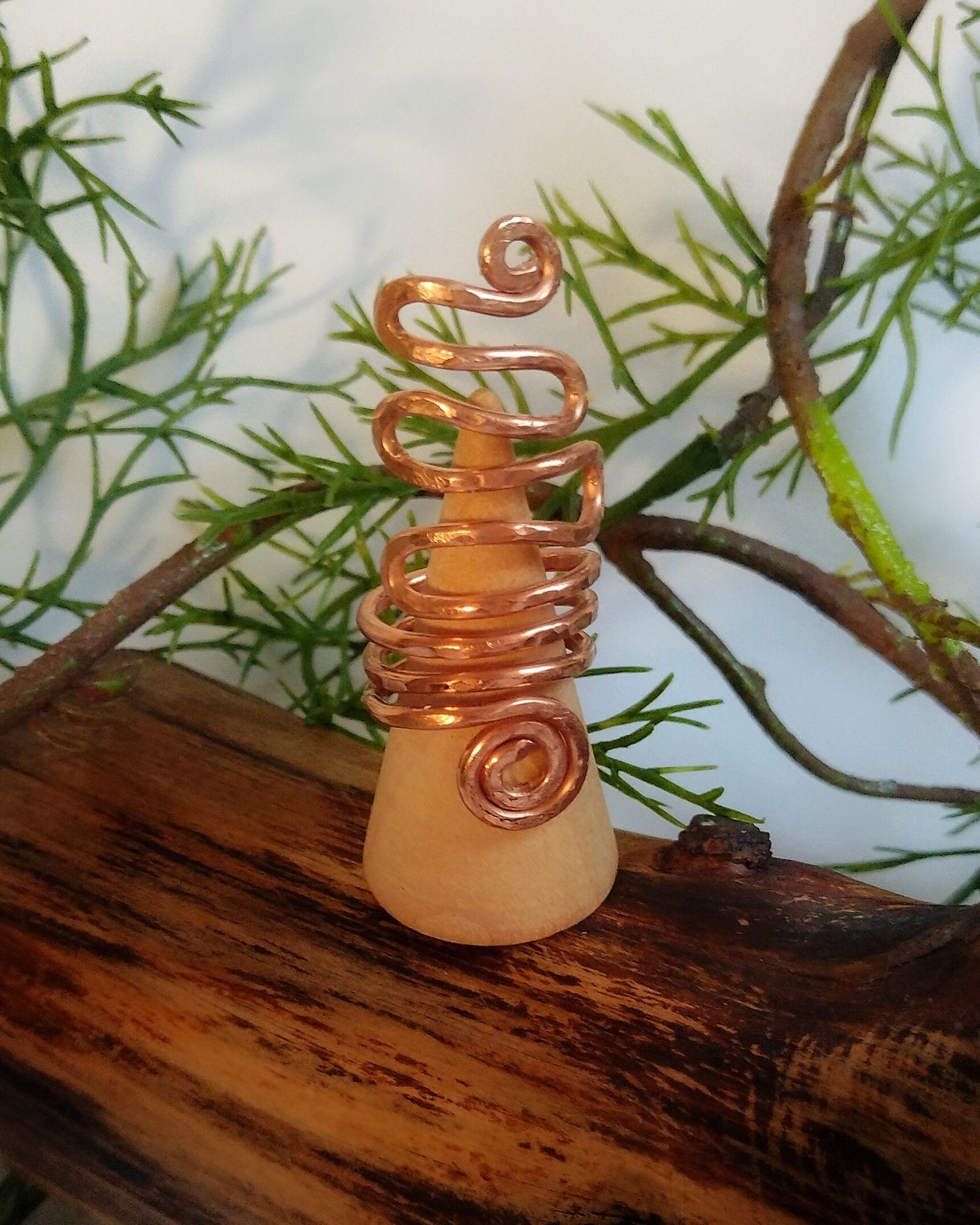 pierścionek z miedzi